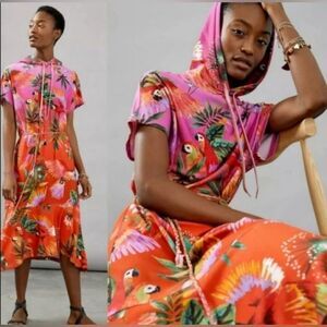 Anthropologie Size XS FARM RIO
Floral Print Midi Length Dress